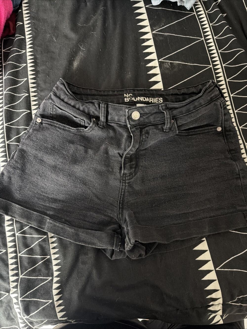 No Boundaries Women's Denim Shorts Size 8 Black